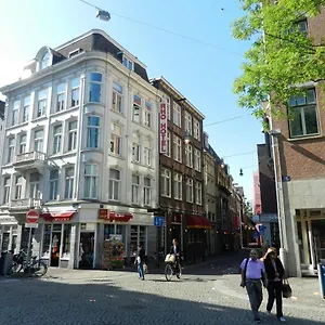 *** Hotel Rho Netherlands